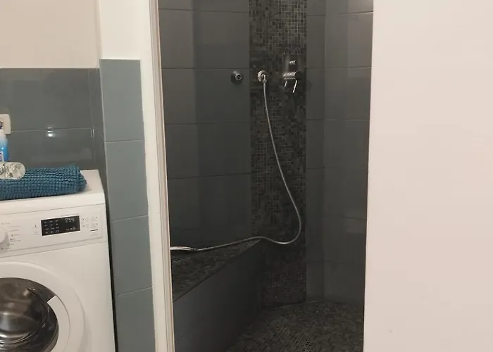 Centre, Living In Lame * Bologna